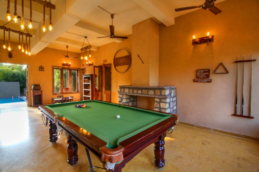 Sylvan Woods Resort Pool Table